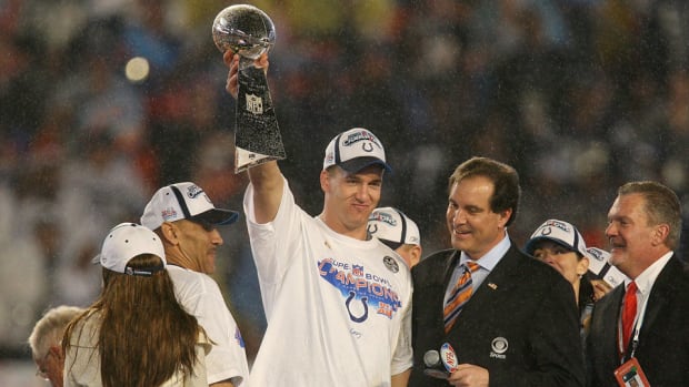 audibles-nfl-podcast-peyton-manning-legacy-super-bowl-51-odds.jpg